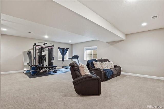 7790 S Queensburg Way, Aurora, CO 80016