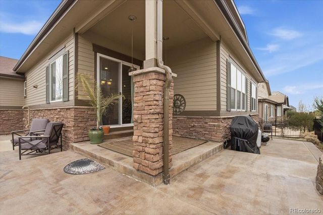 7790 S Queensburg Way, Aurora, CO 80016