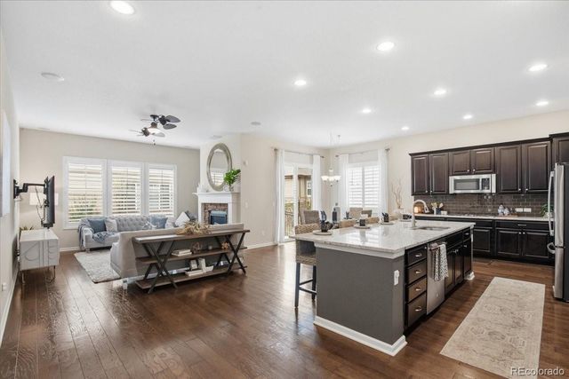 7790 S Queensburg Way, Aurora, CO 80016