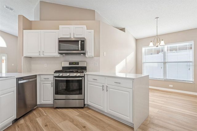 29233 BIRDS EYE DRIVE, Wesley Chapel, FL 33543