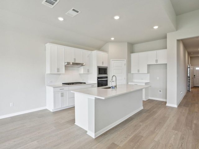 161 Shumard Peak CV, Dripping Springs, TX 78620
