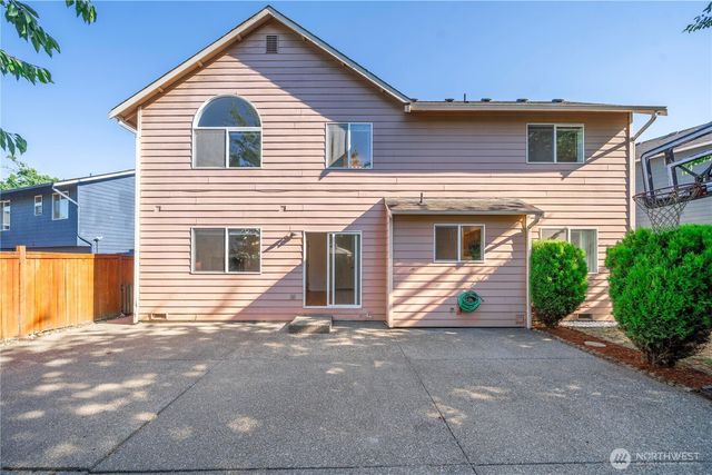 26811 118th Ct SE, Kent, WA 98030
