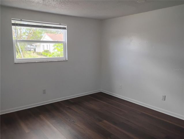 116 SW JEFFERSON CIRCLE, St Petersburg, FL 33703