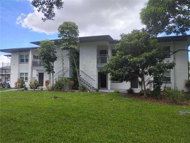 116 SW JEFFERSON CIRCLE, St Petersburg, FL 33703