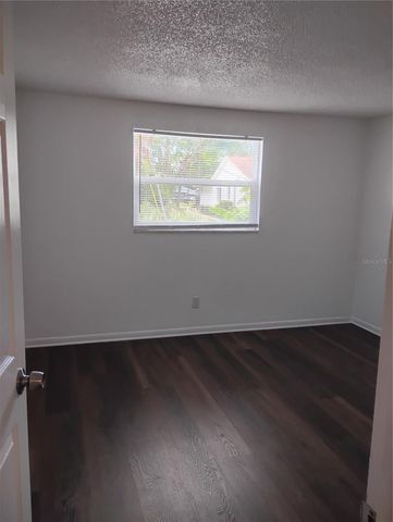116 SW JEFFERSON CIRCLE, St Petersburg, FL 33703