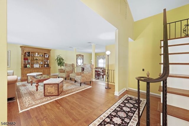 33 Celtic Way, Parsippany-troy Hills Twp., NJ 07054
