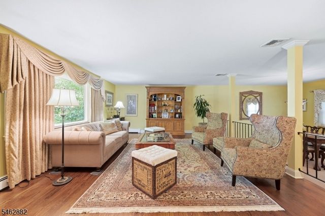 33 Celtic Way, Parsippany-troy Hills Twp., NJ 07054
