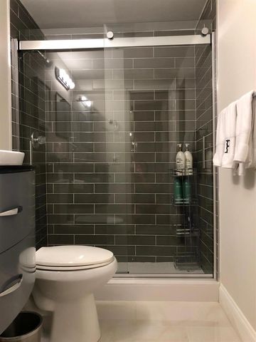 4060 N Hills Drive 24, Hollywood, FL 33021