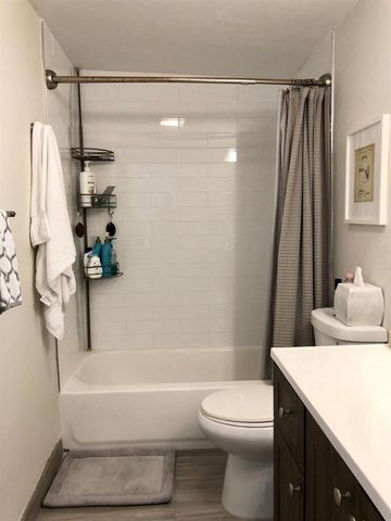 4060 N Hills Drive 24, Hollywood, FL 33021