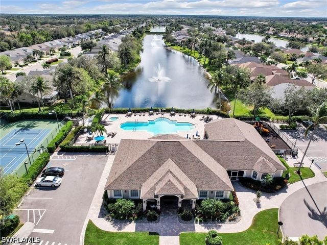 8647 Ibis Cove CIR, Naples, FL 34119