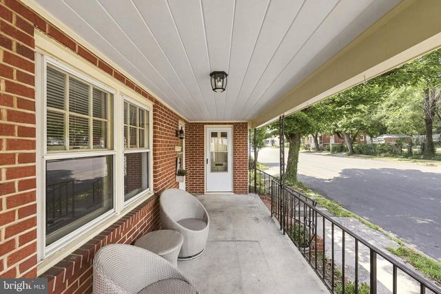 31 E GERMAIN ST, Winchester, VA 22601