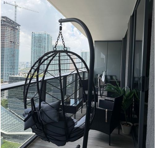 801 S Miami Ave 2410, Miami, FL 33130