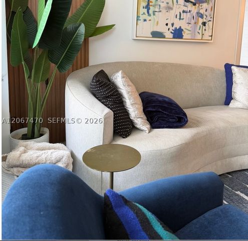 801 S Miami Ave 2410, Miami, FL 33130