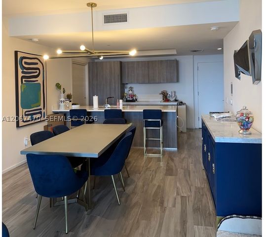 801 S Miami Ave 2410, Miami, FL 33130