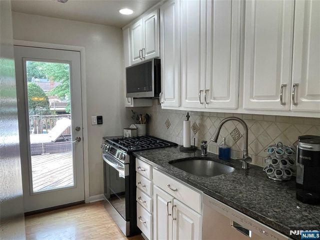 685 Lafayette Avenue, Westwood, NJ 07675