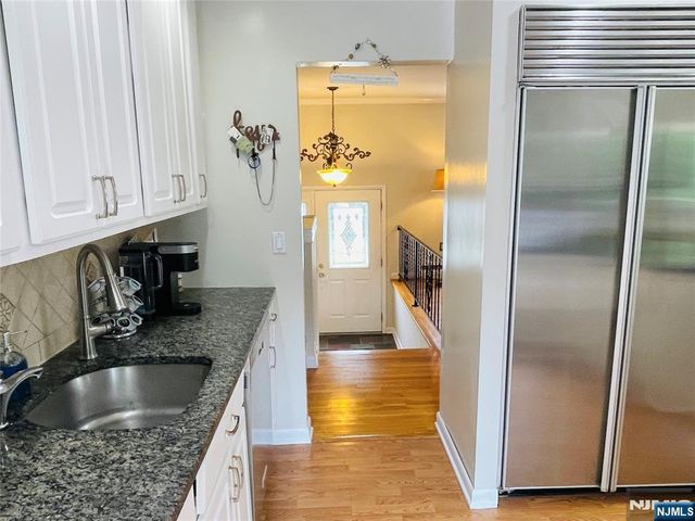 685 Lafayette Avenue, Westwood, NJ 07675