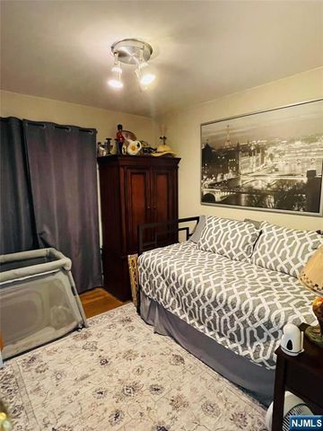 685 Lafayette Avenue, Westwood, NJ 07675
