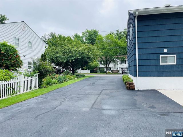 685 Lafayette Avenue, Westwood, NJ 07675