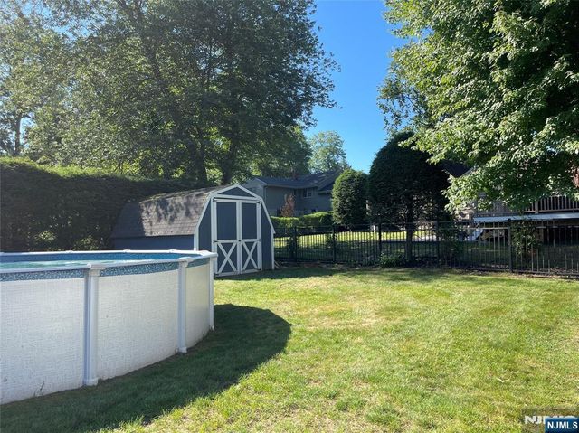 685 Lafayette Avenue, Westwood, NJ 07675