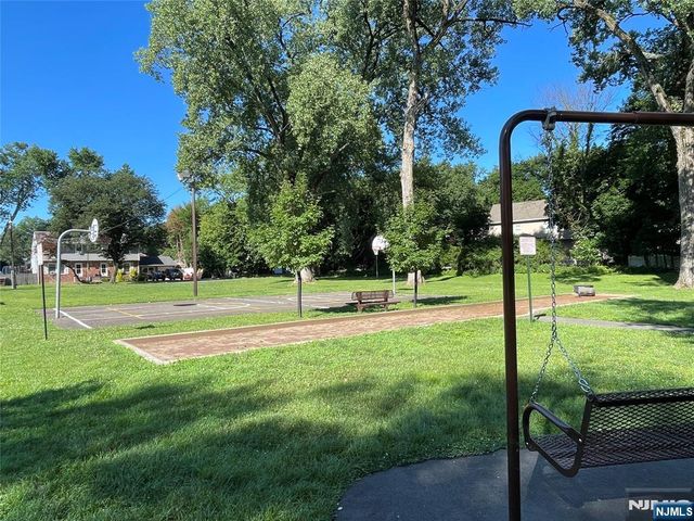 685 Lafayette Avenue, Westwood, NJ 07675