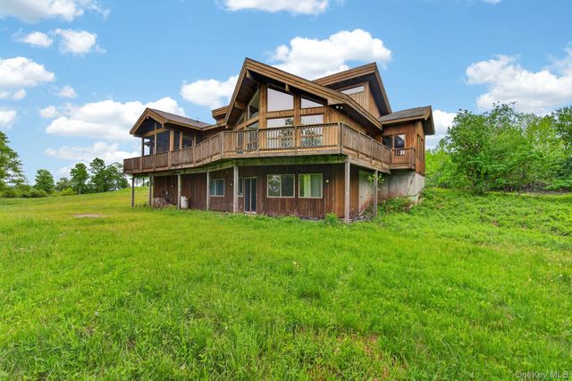 81 N Pond Drive, Livingston Manor, NY 12768