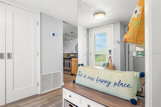 4660 OCEAN BOULEVARD E2, Sarasota, FL 34242