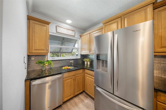 4660 OCEAN BOULEVARD E2, Sarasota, FL 34242