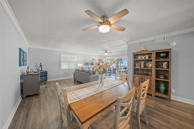 4660 OCEAN BOULEVARD E2, Sarasota, FL 34242