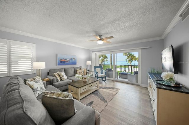 4660 OCEAN BOULEVARD E2, Sarasota, FL 34242