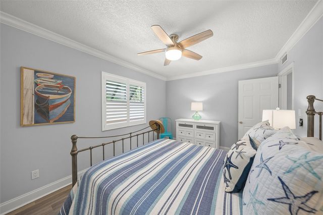 4660 OCEAN BOULEVARD E2, Sarasota, FL 34242