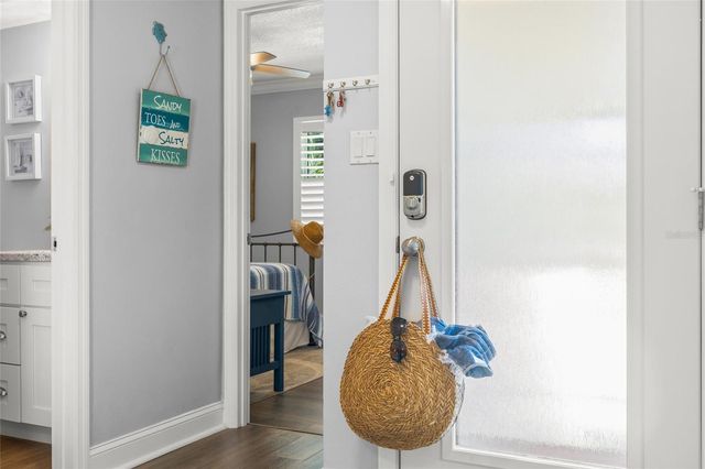 4660 OCEAN BOULEVARD E2, Sarasota, FL 34242