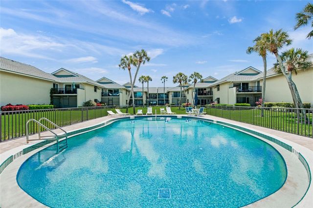 4660 OCEAN BOULEVARD E2, Sarasota, FL 34242