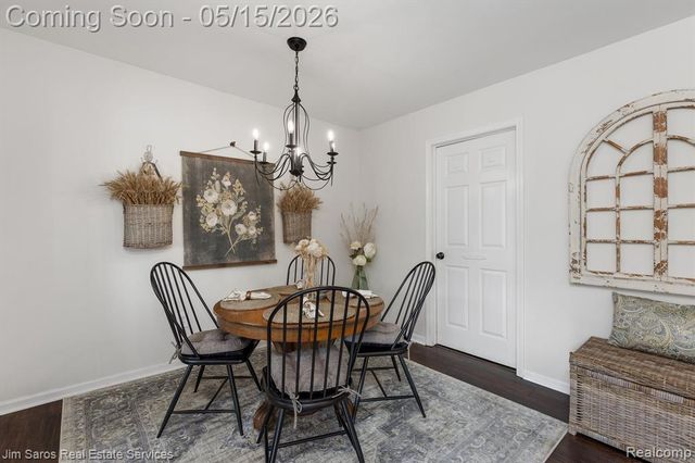 1089 Country Club Drive, Saint Clair Shores, MI 48082