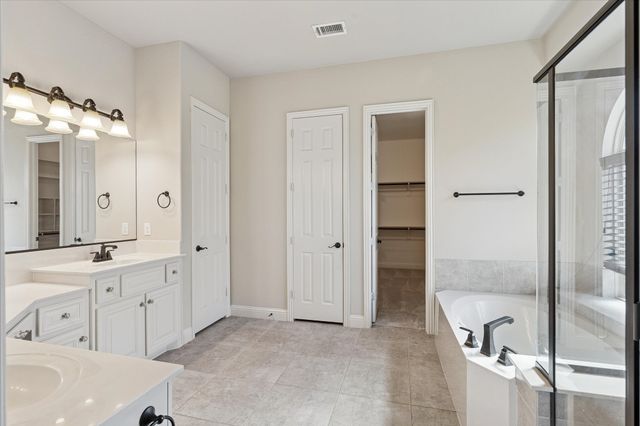 7243 Orillo, Grand Prairie, TX 75054