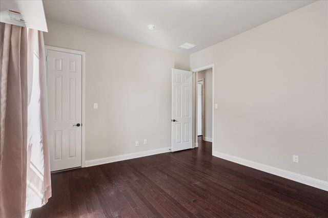 7243 Orillo, Grand Prairie, TX 75054