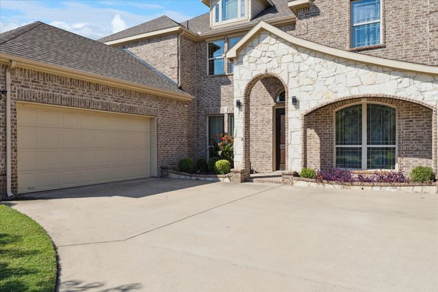 7243 Orillo, Grand Prairie, TX 75054