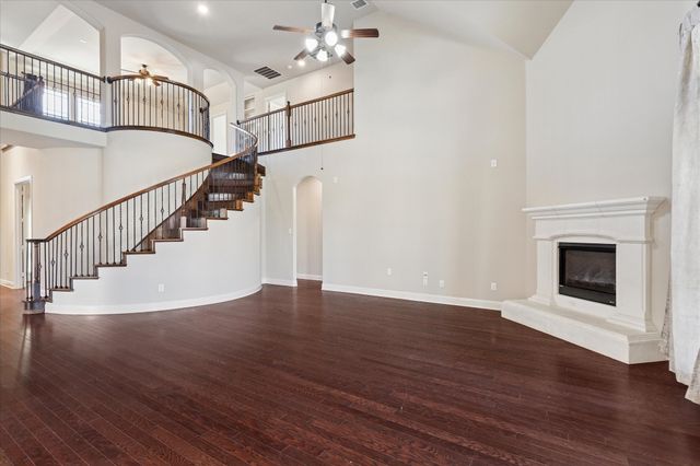 7243 Orillo, Grand Prairie, TX 75054