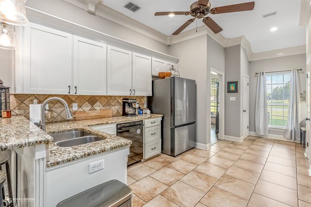 307 Tealwood Drive, Bossier City, LA 71111