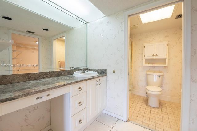 500 SW 130th Ter 301A, Pembroke Pines, FL 33027