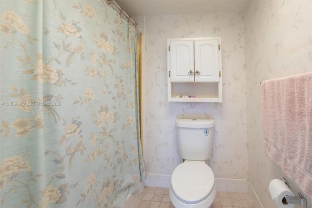 500 SW 130th Ter 301A, Pembroke Pines, FL 33027