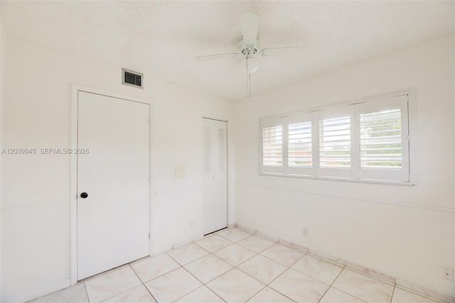500 SW 130th Ter 301A, Pembroke Pines, FL 33027