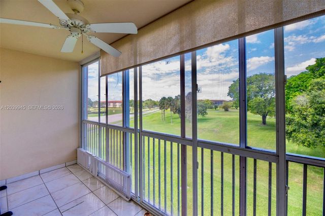 500 SW 130th Ter 301A, Pembroke Pines, FL 33027