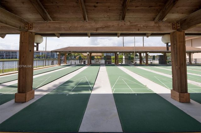 500 SW 130th Ter 301A, Pembroke Pines, FL 33027