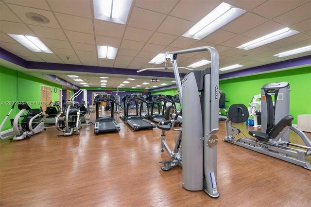 500 SW 130th Ter 301A, Pembroke Pines, FL 33027