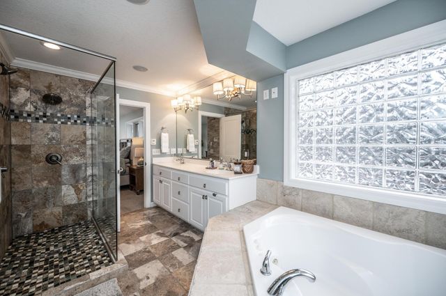 18220 Jaguar Path, Lakeville, MN 55044