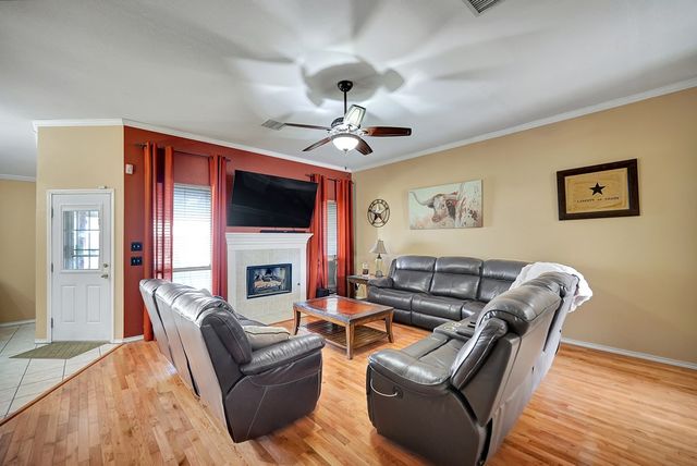 8645 Duke Ave, Odessa, TX 79765