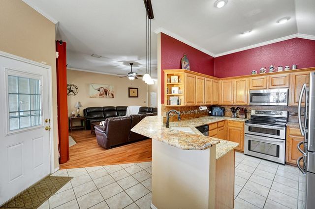 8645 Duke Ave, Odessa, TX 79765