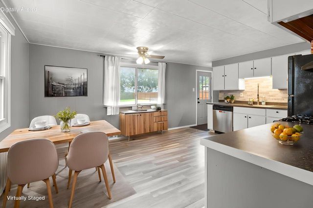 1126 E Wisconsin STREET, Delavan, WI 53115