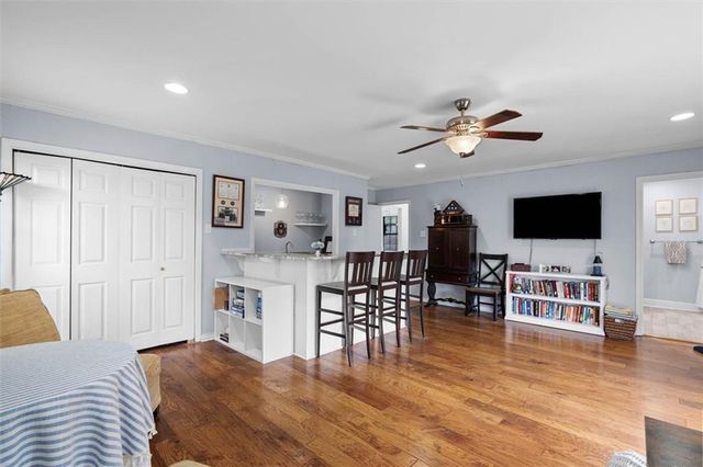 1050 Regal Drive, Mobile, AL 36609