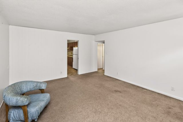 6514 Lincoln Avenue, Windsor Heights, IA 50324